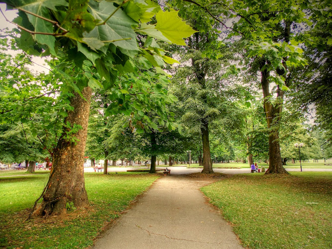 Park Mladen Stojanović
