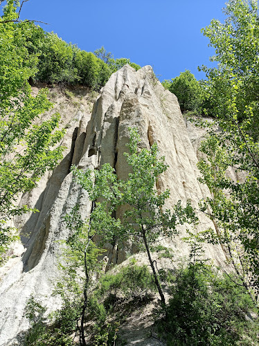 Piramidele din Valea Stăncioiului