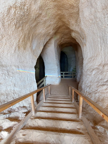 Piusa Cave Museum