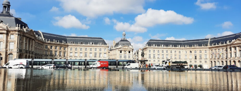 Place de la Bourse Travel Forum Reviews