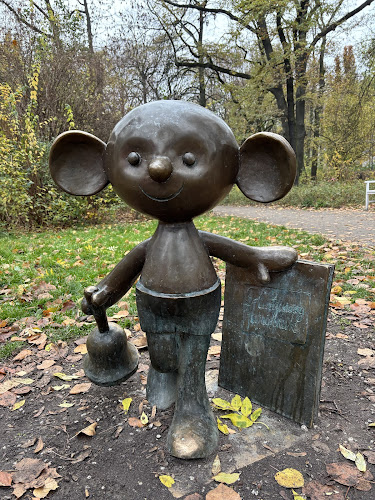 Plastuś Monument