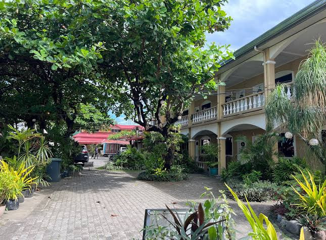 Playa Papagayo Beach Inn and Restaurant