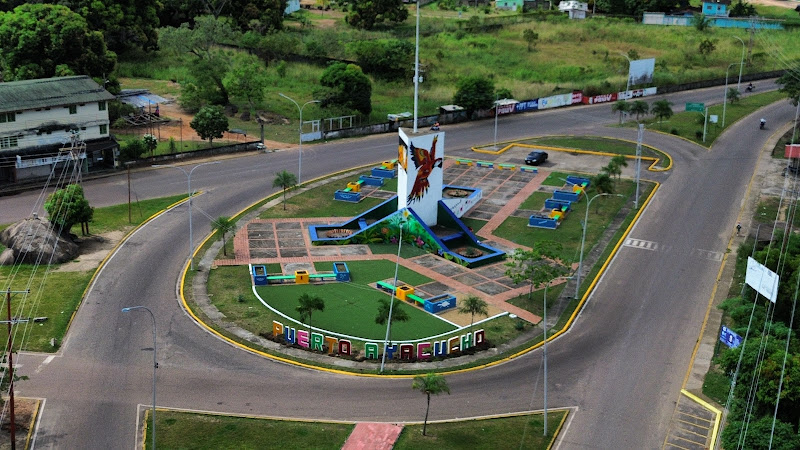Plaza Puerto Ayacucho inicio