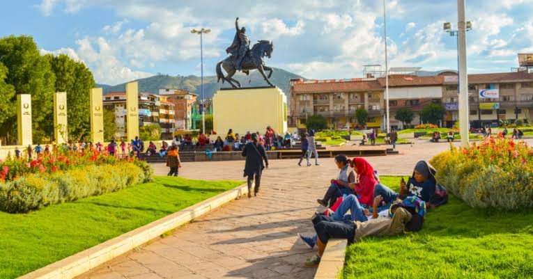 Plaza Túpac Amaru