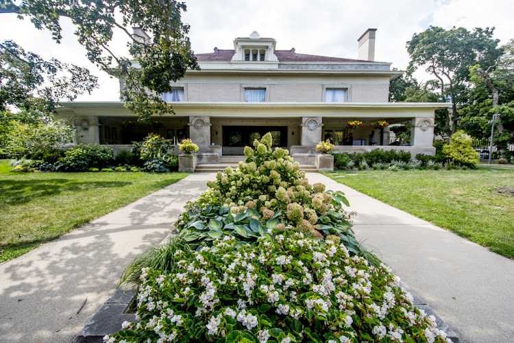 Pleasant Home