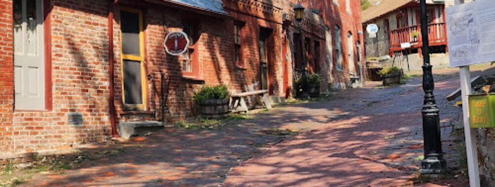 Reeder's Alley Travel Forum Reviews