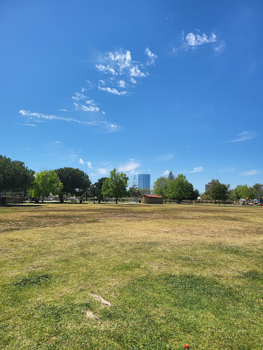 Rio Lindo Park