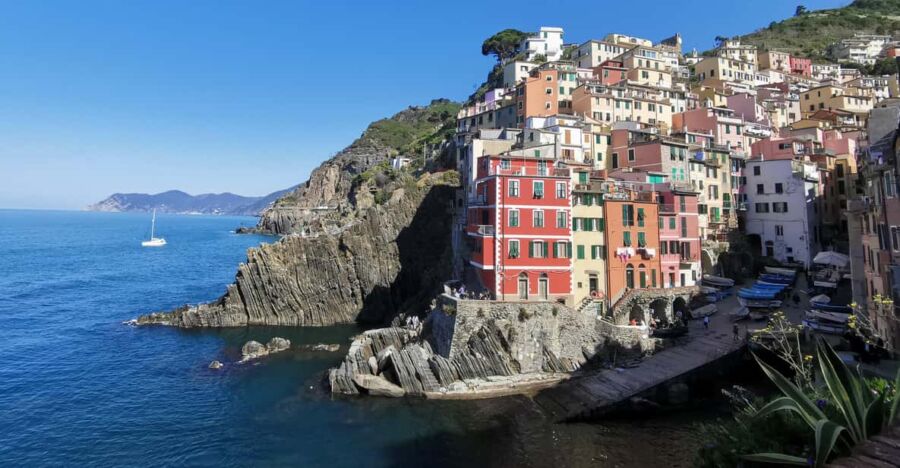 Infrastructures on the coast of Riomaggiore