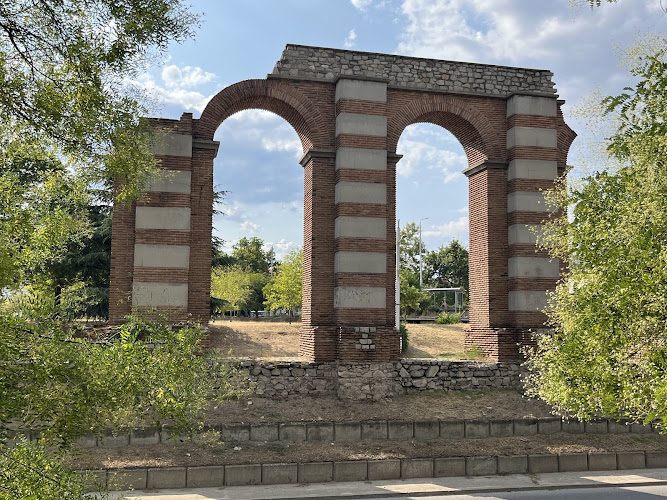 Roman aqueduct