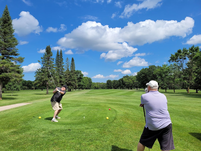 Roseau Oakcrest Golf Club