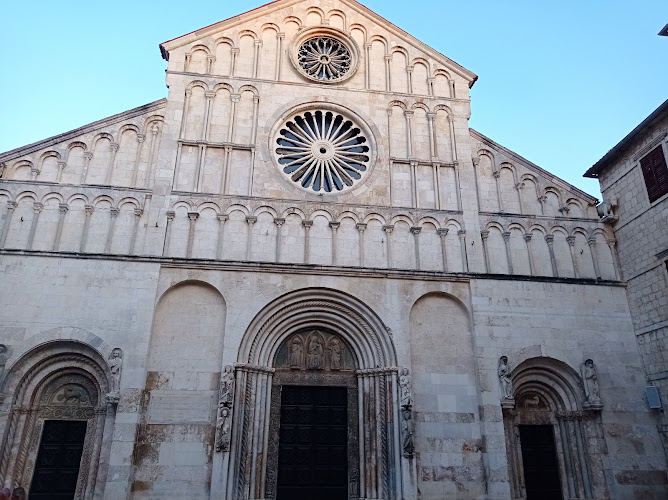 Saint Anastasia’s Cathedral