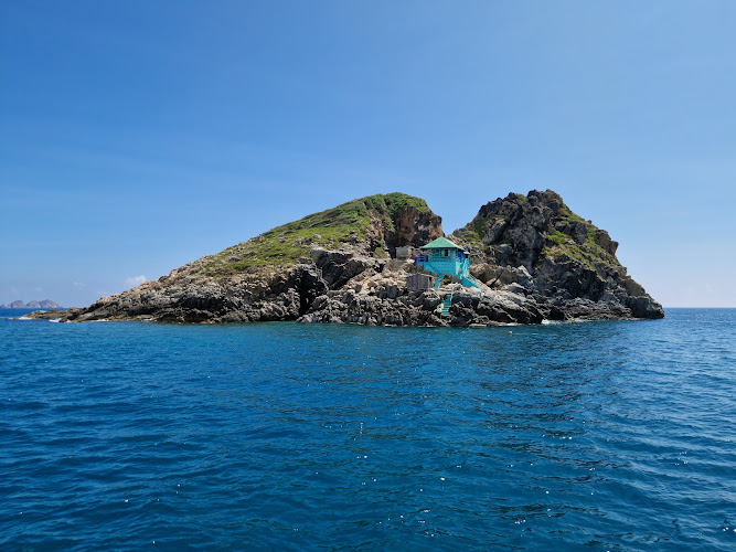 Saint-Hardy (Madonna Rock)