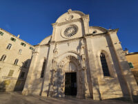 Saint James’ Cathedral Travel Forum Reviews
