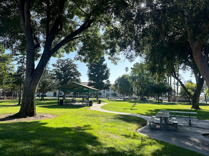 Sally Tanner Park