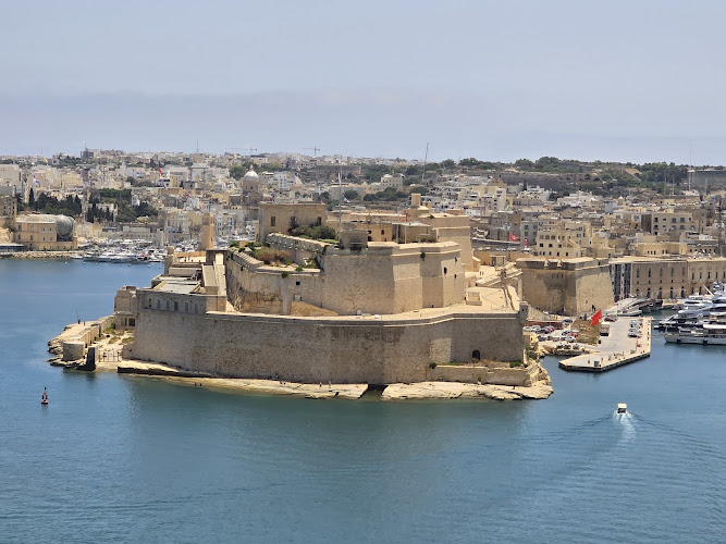 Saluting Battery
