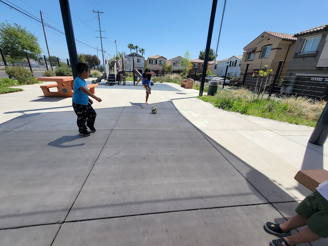 San Fernando Road Park