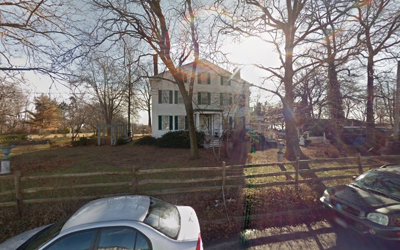 Seguine-Burke Mansion
