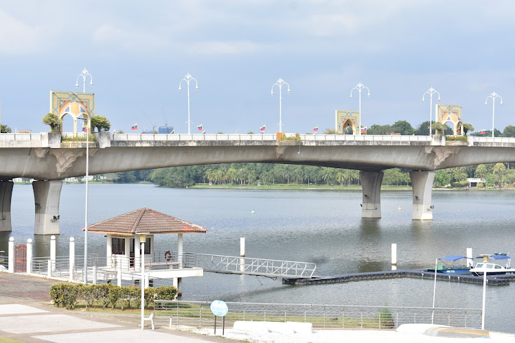 Seri Perdana Bridge