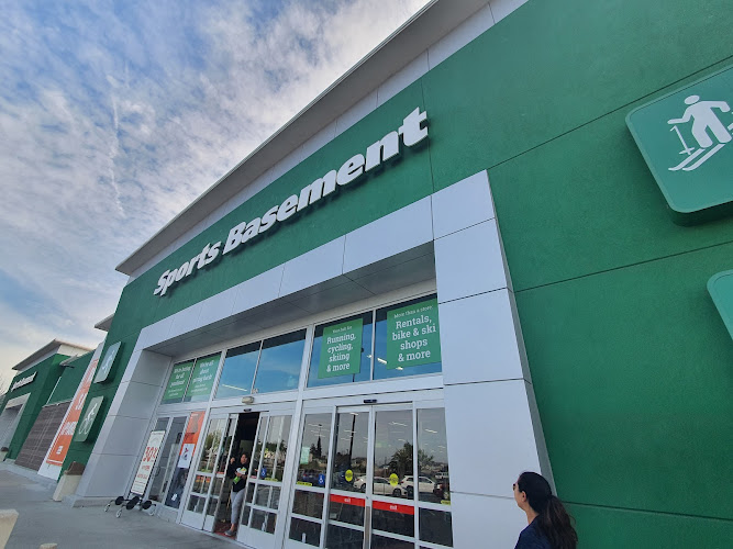Sports Basement Redwood City