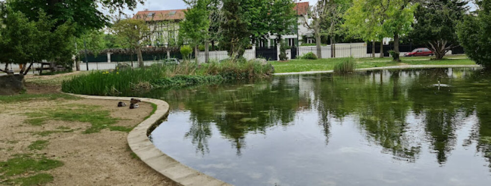 Square des Lacs Travel Forum Reviews