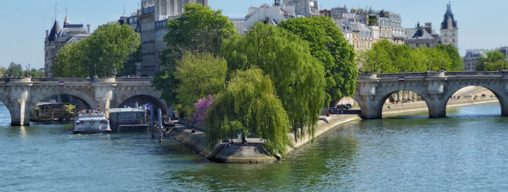 Square du Vert-Galant Travel Forum Reviews