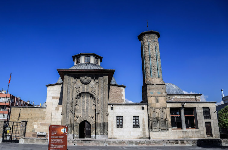 Stone Works Museum of Fine Minaret