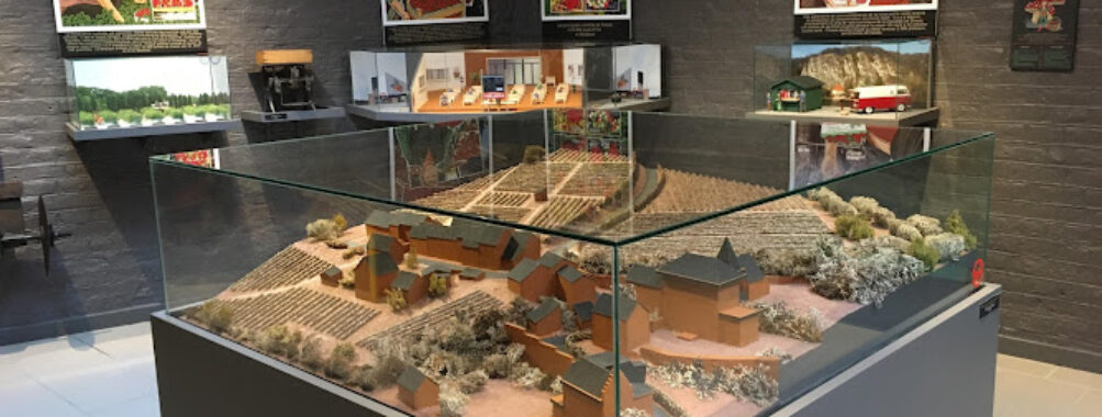 Strawberry Museum and Country Promotion of Wepion Travel Forum Reviews