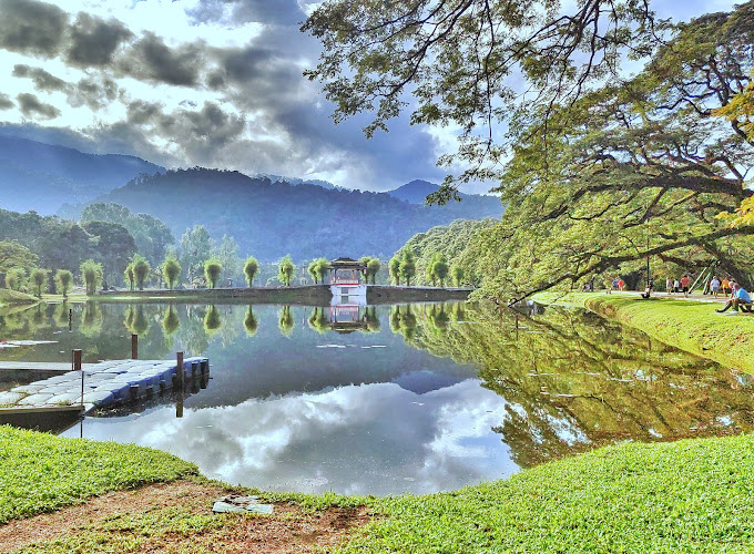 Taiping Lake Chinese Bridge