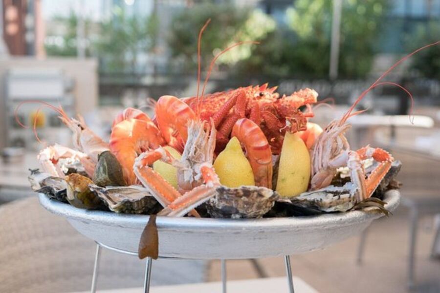 Taste of Marseille: Seafood and Bouillabaisse