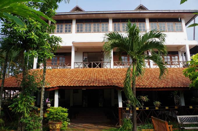 Thakhek Travel Lodge