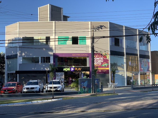 The Lagoon Comercial