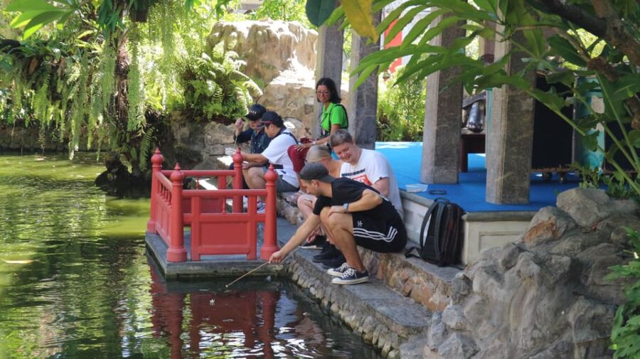 Thonburi tourists