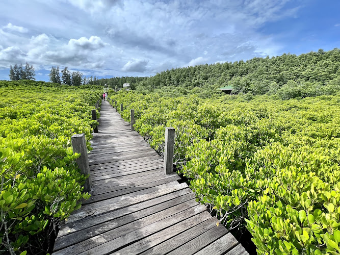 Thung Prong Thong (Golden Meadow)