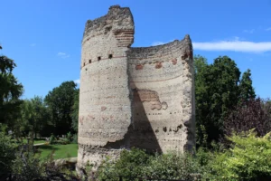 Tour de Vésone