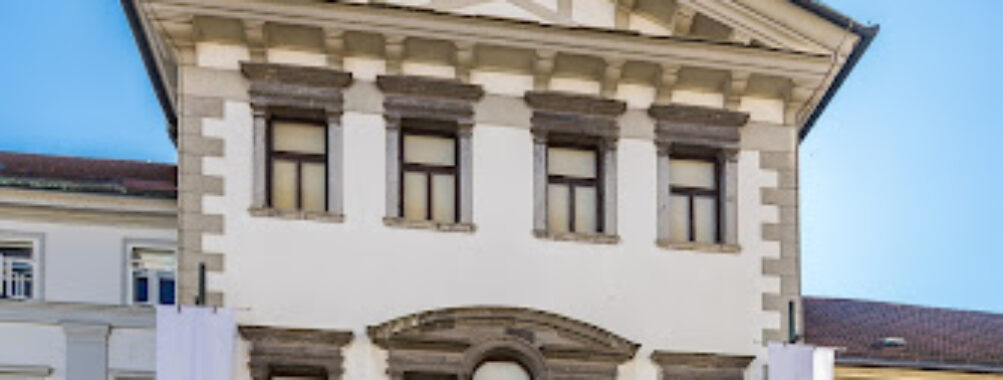 Town Hall Travel Forum Reviews