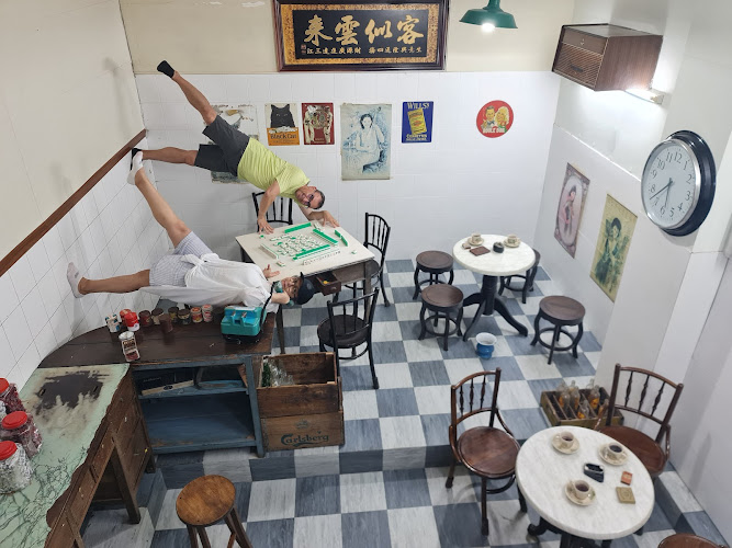 Upside Down Museum
