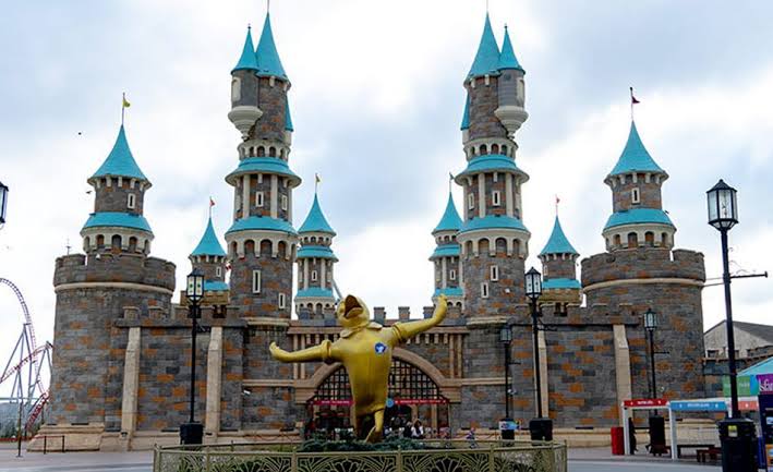 VIALAND Theme Park