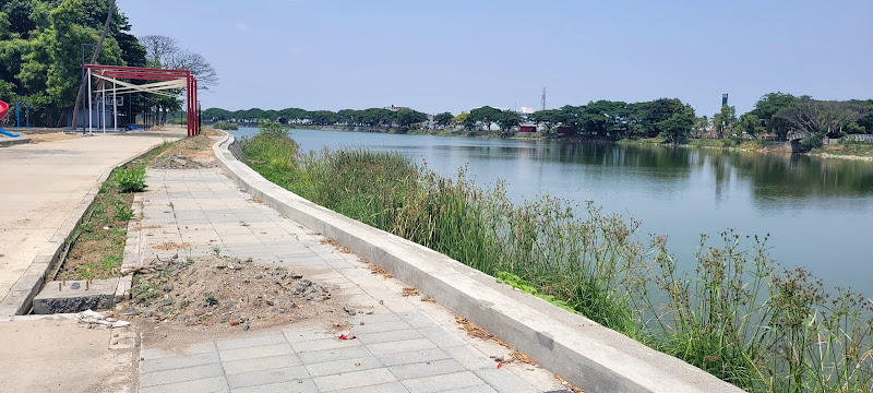 Valankulam Lake children park