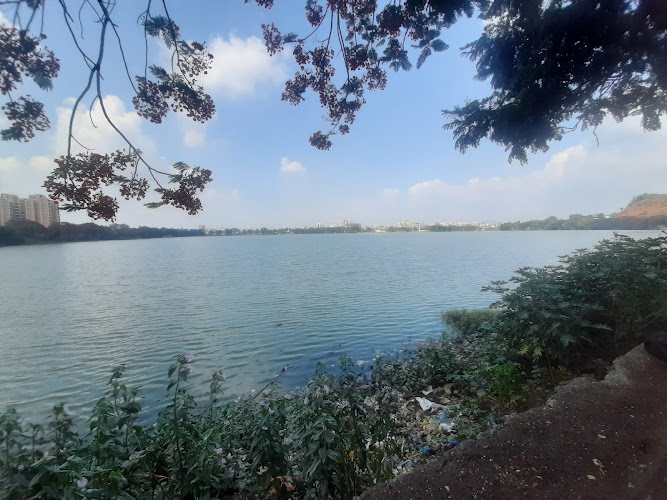 Varaldevi Talav