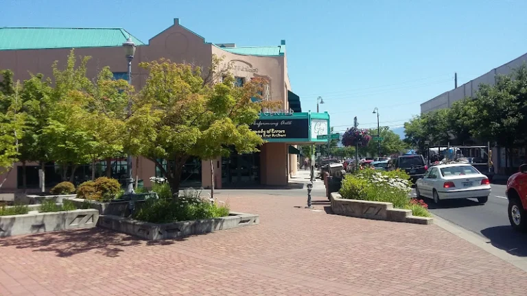Vogel Plaza