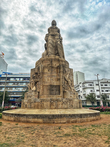 WORKERS SQUARE