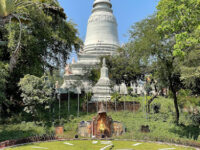 Wat Phnom Daun Penh Travel Forum Reviews