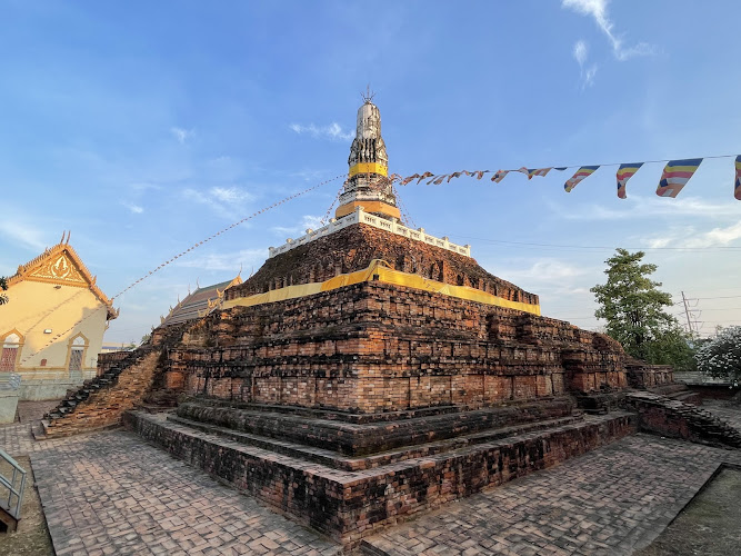 Wat Phra Prathon Chedi Worawihan