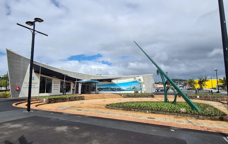 Whangarei Sun Dial