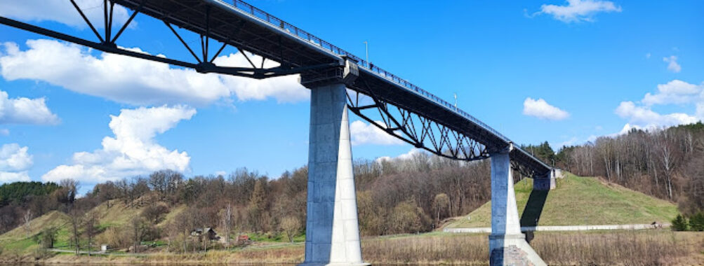 White Rose's Bridge Travel Forum Reviews