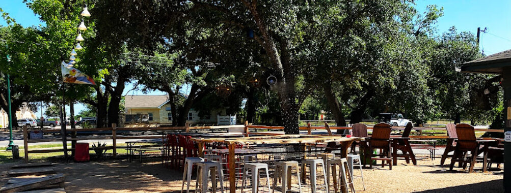 Willie's Joint BAR and GRILL Travel Forum Reviews