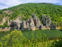 Wonderful rocks Travel Forum Reviews