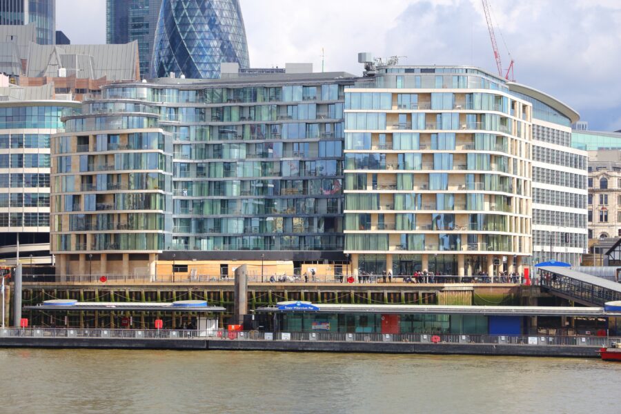 Cheval Three Quays modern aparthotel in London City.