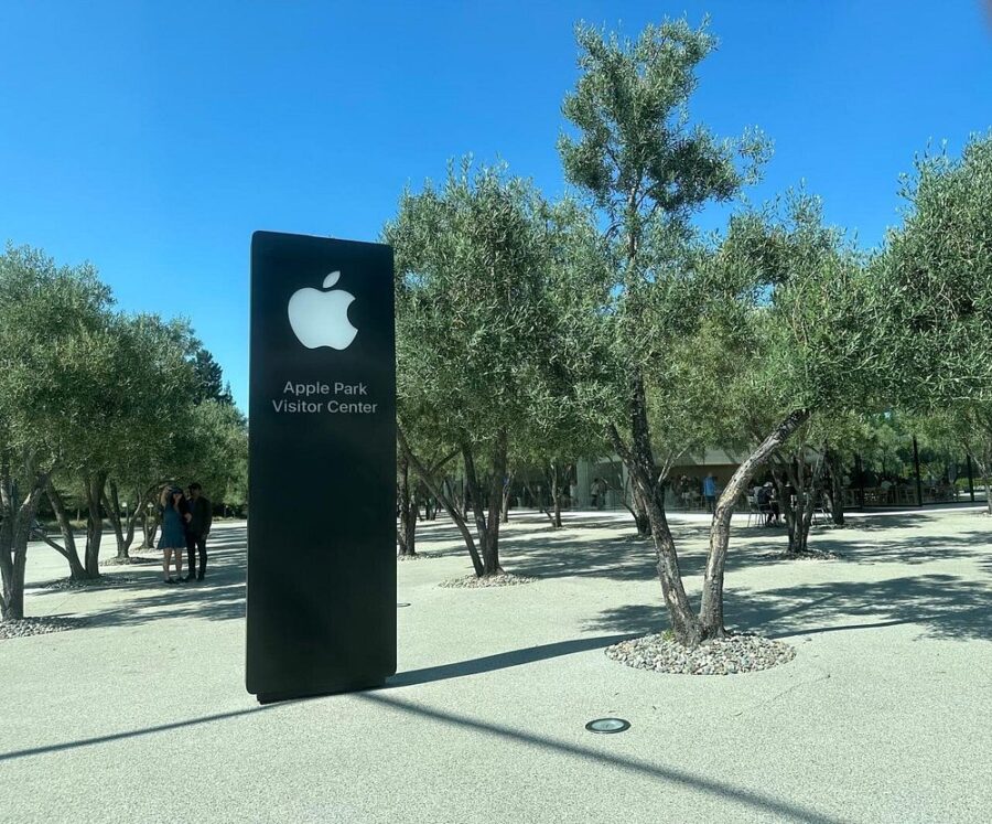 Apple Apple Park Visitor Center