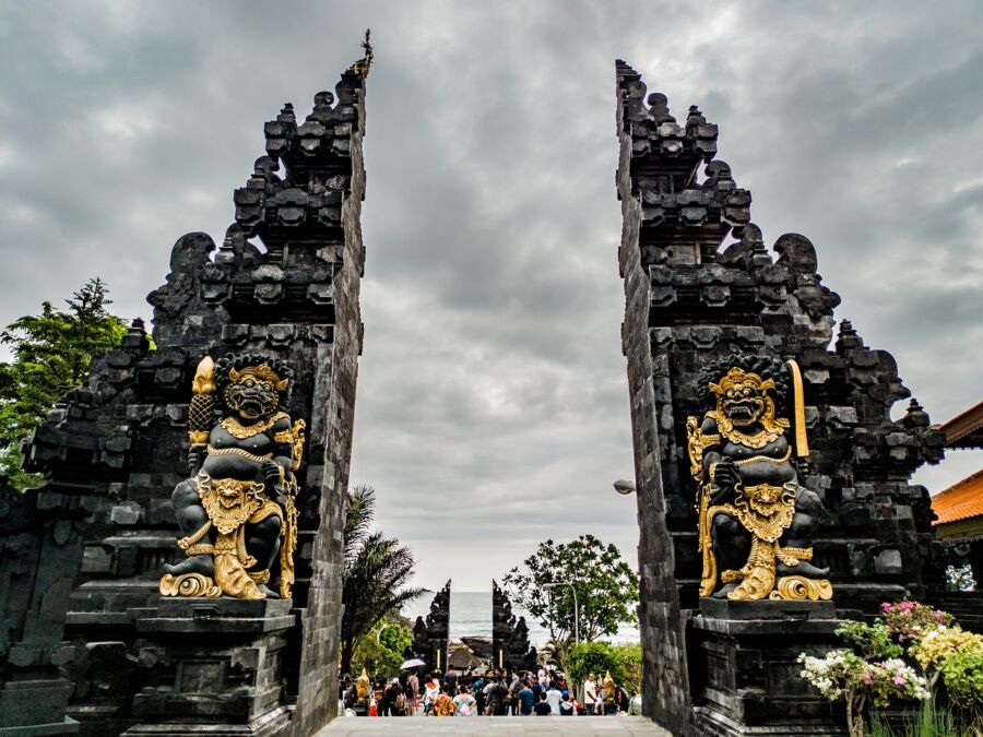 iconic Tanah Lot Temple 